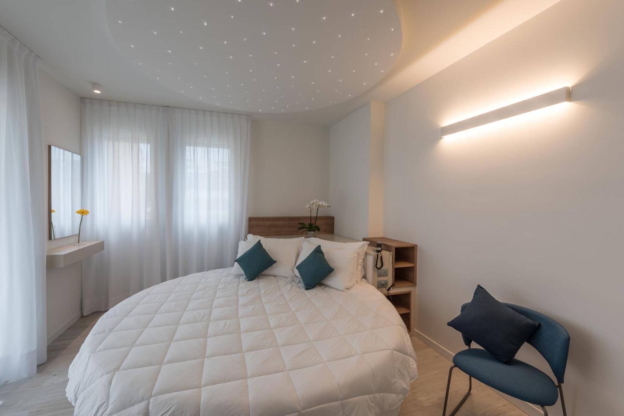 Hesperia Hotel & Residence Lido di Jesolo Phòng bức ảnh