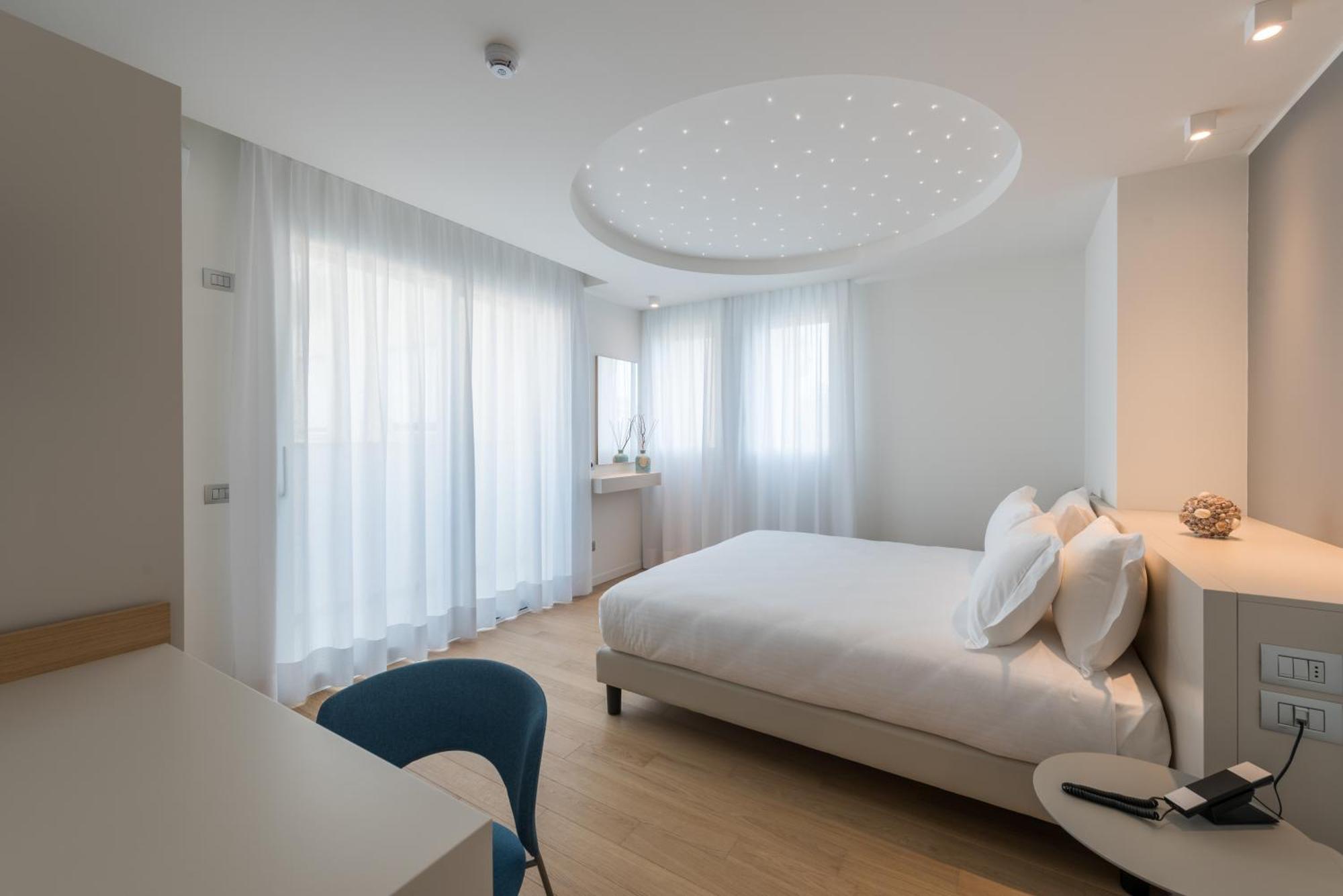 Hesperia Hotel & Residence Lido di Jesolo Phòng bức ảnh