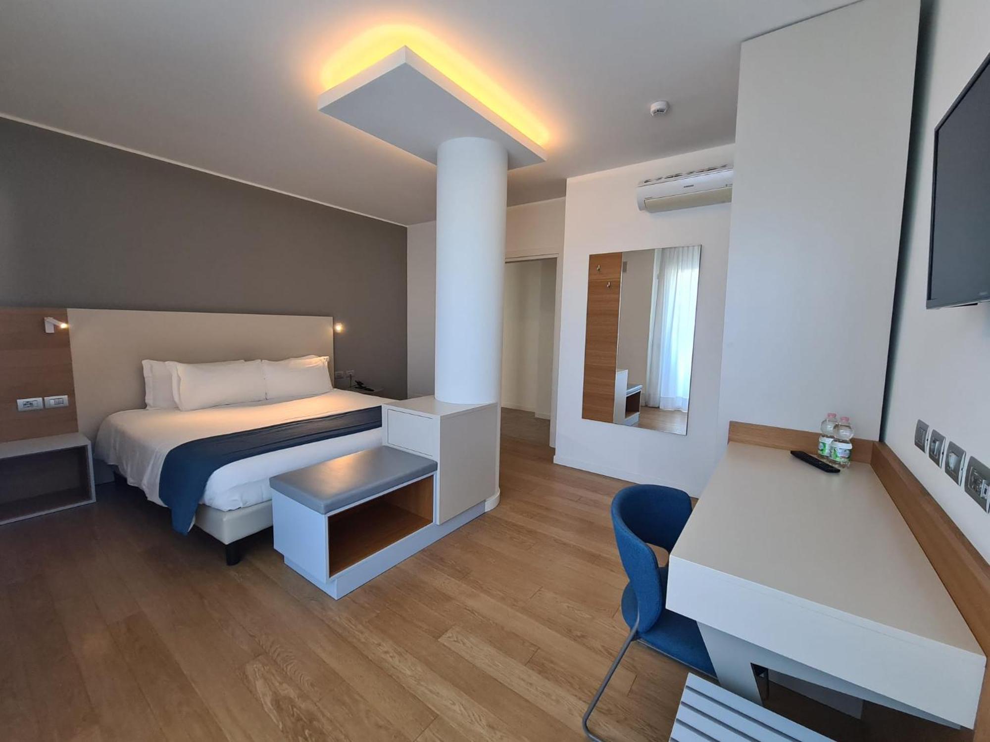 Hesperia Hotel & Residence Lido di Jesolo Phòng bức ảnh