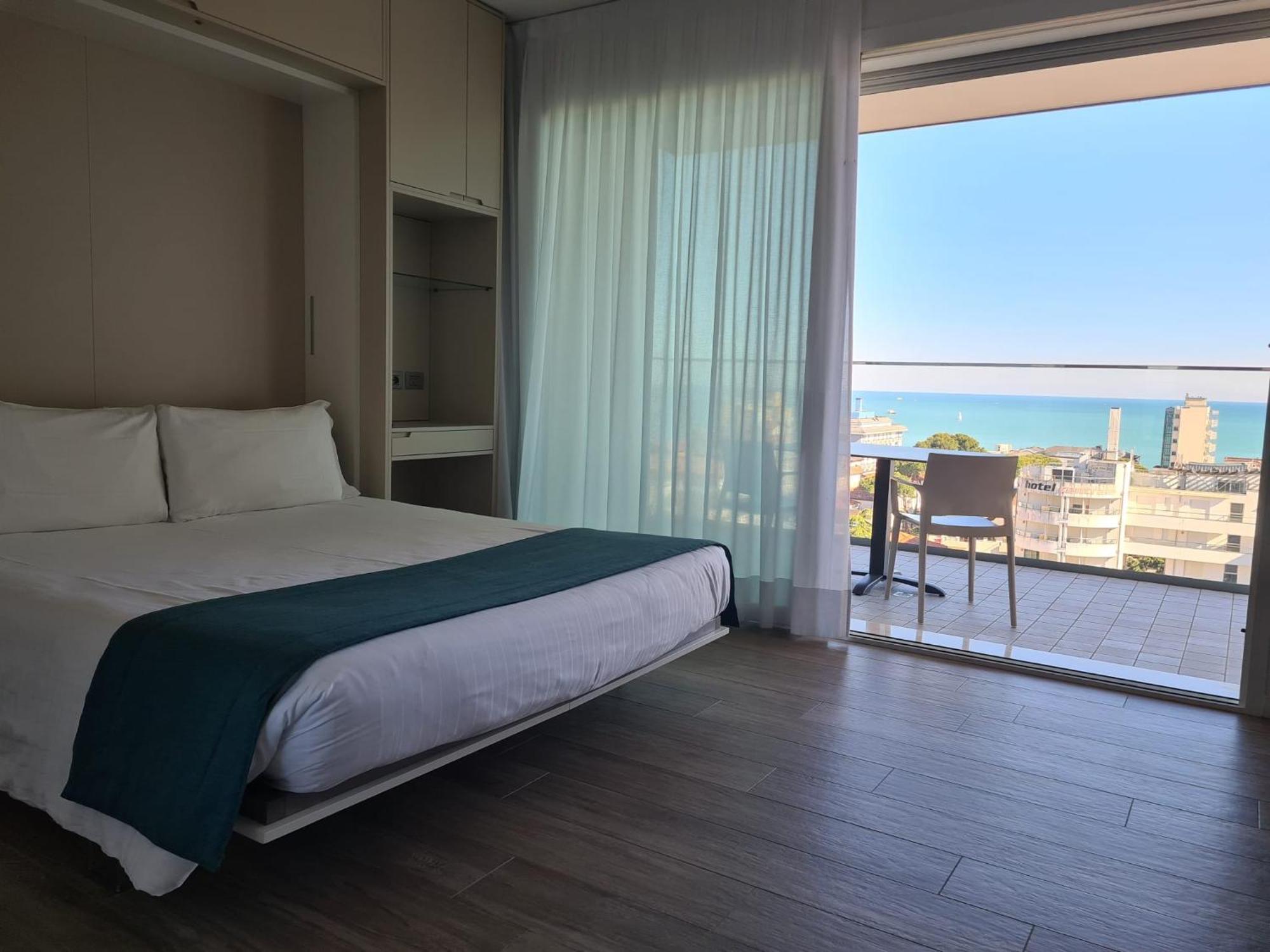 Hesperia Hotel & Residence Lido di Jesolo Phòng bức ảnh
