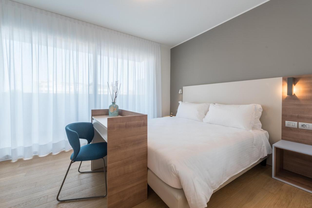 Hesperia Hotel & Residence Lido di Jesolo Phòng bức ảnh